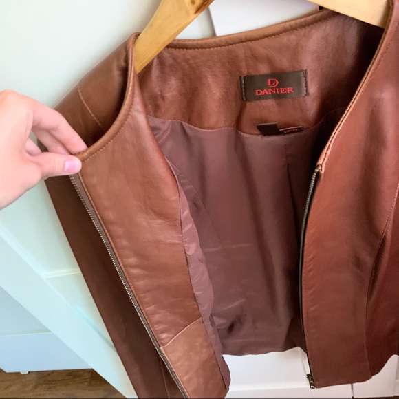 ♡ DANIER Genuine Brown Leather Jacket - Picture 2 of 3